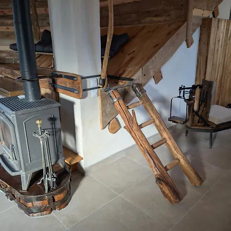 Maison Atypique Style Avec Piscine Interieure *